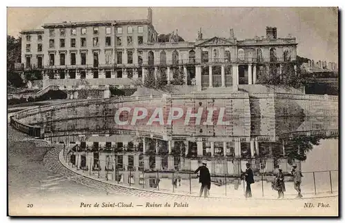 Cartes postales Parc de Saint Cloud Ruines du palais