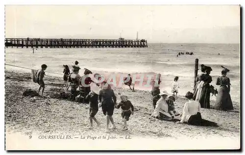 Cartes postales Courseulles sur mer La plage et le jetee Enfants