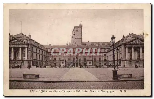 Dijon - Place d&#39Armes - Cartes postales