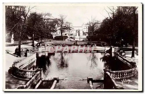 Dijon - Chateau d&#39Eau et Place Darcy - Yvon - Cartes postales