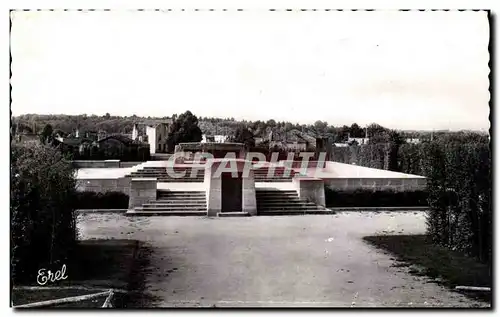 Oradour sur Glane - L&#39Ossuaire et le bourg martyr - Cartes postales