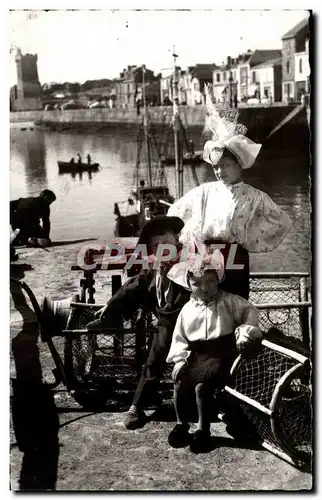 Cartes postales Sables d&#39olonne Petits sablais Folklore Costume