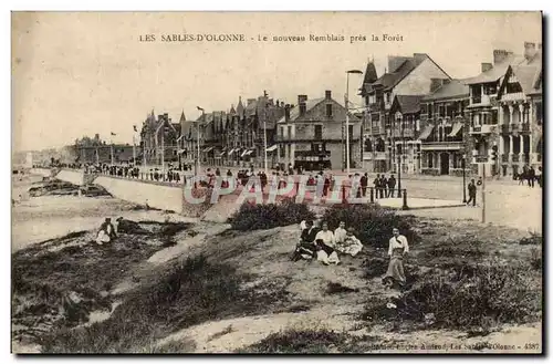 Cartes postales Les Sables d&#39olonne Le nouveau remblai pres la foret