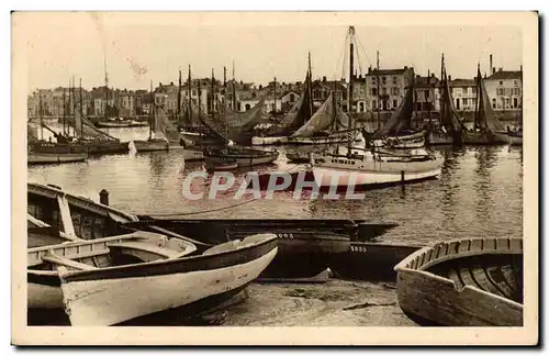 Cartes postales Les Sables D&#39olonne Un coin du port