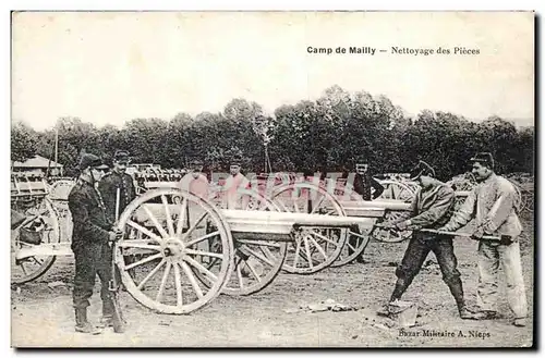 Cartes postales Militaria Camp de Mailly Nettoyage des pieces Canon de 75mm