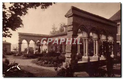 Ansichtskarte AK Saint Gaudens Le cloitre Colonnes de l&#39abbaye de Bonnefond