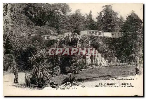 Cartes postales Nimes Jardin de la fontaine La grotte