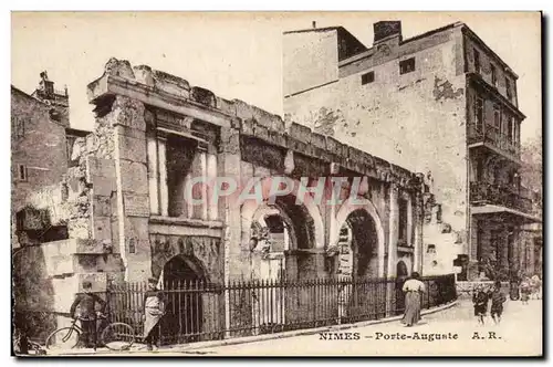 Cartes postales Nimes Porte Auguste