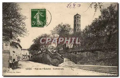 Cartes postales Uzes Rue de l'Eveche Cathedrale