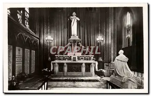 Ansichtskarte AK Orleans Chapelle de Ste Jeanne d&#39arc Le tombeau de SE le cardinal Touchet