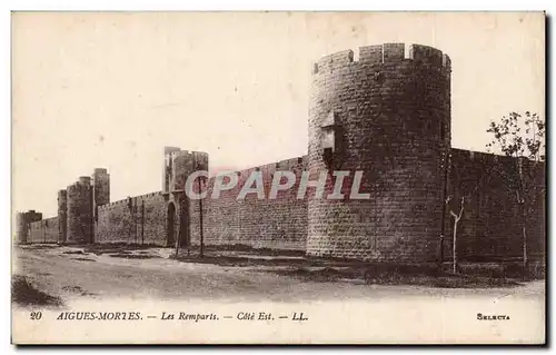 Cartes postales Aigues Mortes Les remparts Cote Est