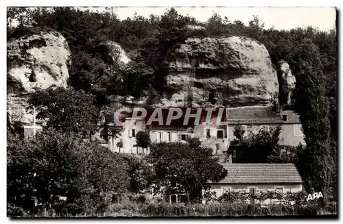 Cartes postales moderne Les Eyzies Capitale de la Prehistoire Village troglodyte Les Girouteaux