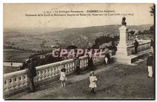 Cartes postales Domme Esplanade de la Brre et monument Jacques de Malleville redacteur du code Civil (1741 1824)