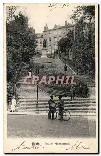 Cartes postales Blois Escalier monumental