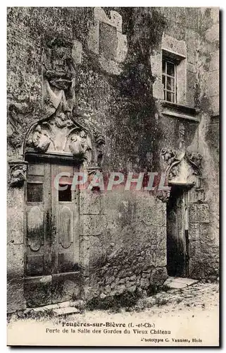 Cartes postales Fougeres sur Bievre Porte de la salle des gardes du vieux chateau