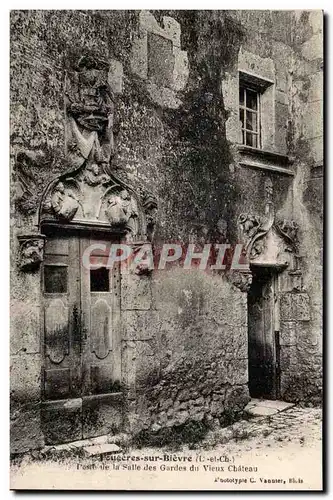 Ansichtskarte AK Fougeres sur Bievre Poste de la salle aux Gardes du vieux chateau