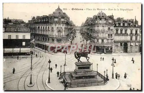 Cartes postales Orleans Place du Martroi La rue de la Republique