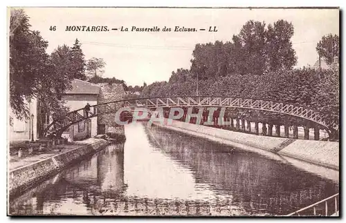 Ansichtskarte AK Montargis La passerelle des ecluses