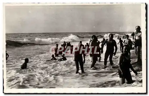 Cartes postales moderne Cap Ferret A l'heure du bain sur la plage