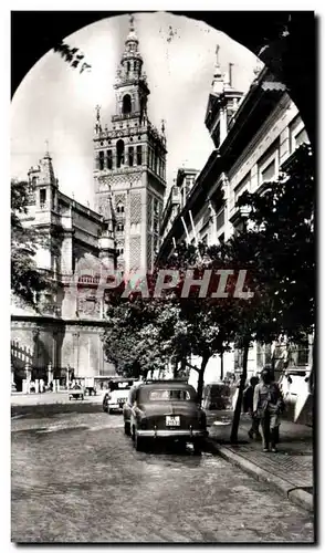 Ansichtskarte AK Espagne Espana Spain Sevilla La Giralda desde el patio de Banderas