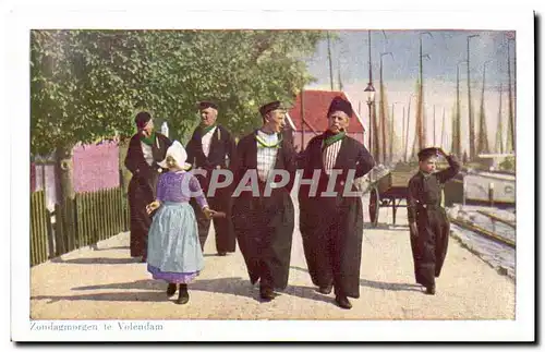 Ansichtskarte AK Pays Bas Zondagmorgen te Volendam Folklore Costume