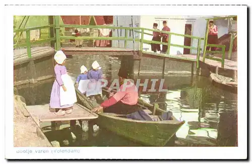 Ansichtskarte AK Pays Bas Bootje Varen Volendam Holland Folklore Costume