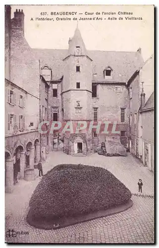 Cartes postales Beaugency Cour de l&#39ancien chateau A l&#39interieur Oratoire de Jeanne d&#39arc Asile de viei