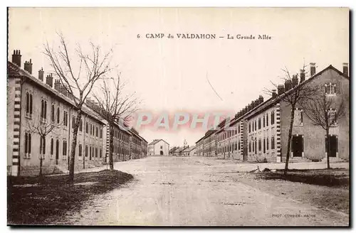 Cartes postales Militaria Camp de Valdahon La grande allee