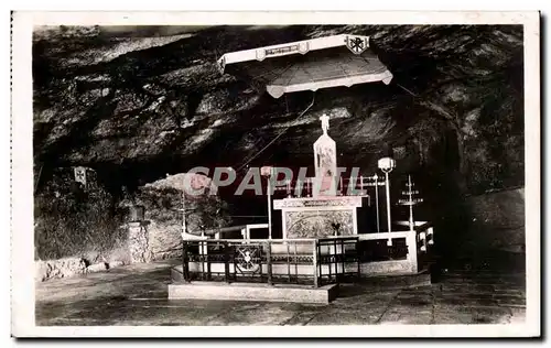 Cartes postales moderne Notre Dame de Remonot L&#39interieur de la grotte L&#39autel de la pitie de Dieu et de a Pitie