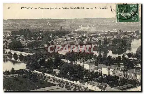 Cartes postales Vernon Panorama pris de la colline Saint Michel vue sur les casernes