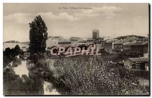 Cartes postales Le vieux village et la Garonne