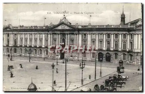 Toulouse - Place du Capitole - Cartes postales