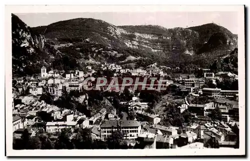 Cartes postales Saint Claude Vue generale et le cirque des foules