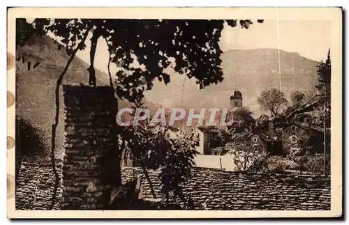 Cartes postales Gorges du Tarn La Malene Situee au pied du roc de la Barre