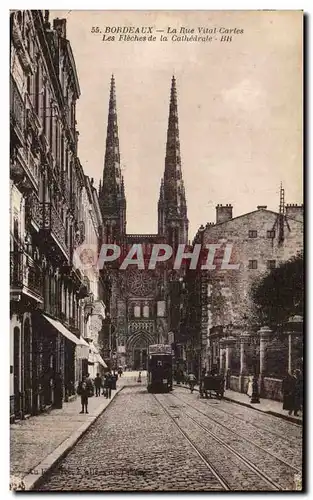 Bordeaux - La Rue Vital Carles Les fleches de la cathedrale - Cartes postales