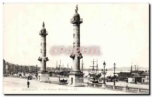 Bordeaux - Les Colonnes Rostrales - Cartes postales