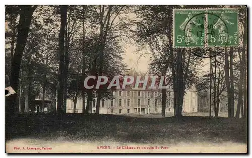 Aveny - Le Chateau et un Coin de Parc - Cartes postales