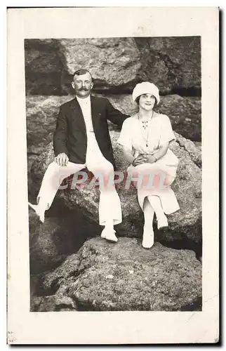 CARTE PHOTO Fantaisie - Couple - sitting on the rocks - Ansichtskarte AK