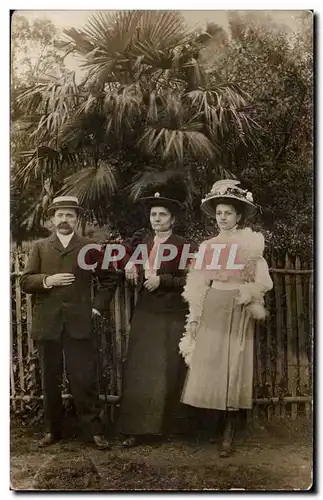 CARTE PHOTO Fantaisie - Couple - elegant clothing - fashion - hat - chapeau - Ansichtskarte AK