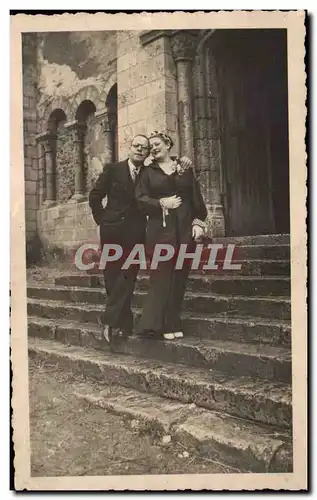 CARTE PHOTO Fantaisie - couple - Relaxed couple standing on steps - Ansichtskarte AK