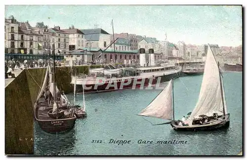 Cartes postales Dieppe Gare maritime