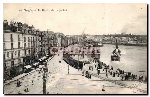 Cartes postales Dieppe Le depart du paquebot Train