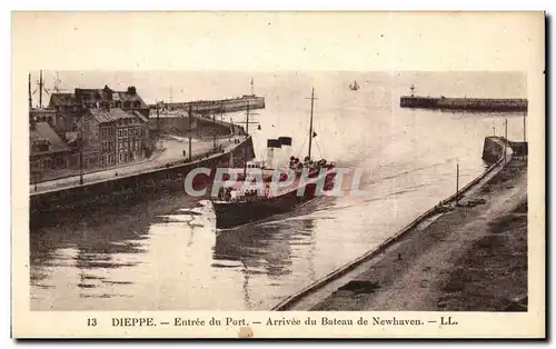 Cartes postales Dieppe Entree du port Arrivee du bateau de Newhaven