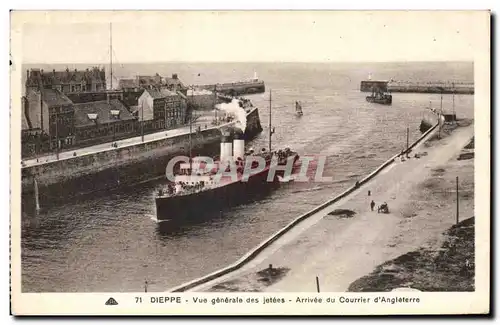 Cartes postales Dieppe Vue generale des jetees Arrivee du courrier d&#39Angleterre