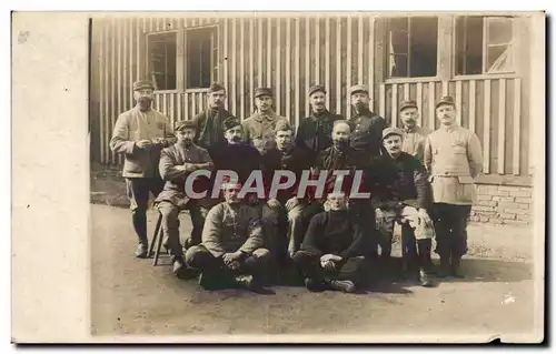 CARTE PHOTO Soldats au regiment