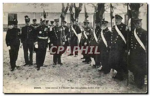 Cartes postales Militaria Une revue a l&#39hotel des Invalides Juillet 1912