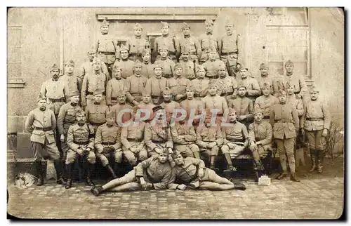 Ansichtskarte AK CARTE PHOTO Militaria Soldat Poilus Regiment