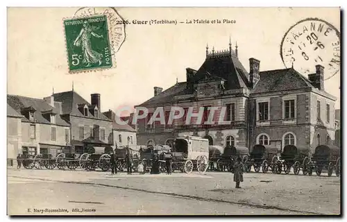 Cartes postales Guer La mairie et la place