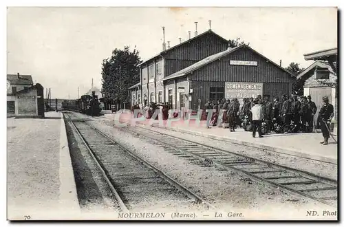 Cartes postales Mourmelon Train Gare