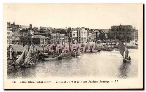 Boulogne sur Mer - L'Avant Port et la Frederic Sauvage - Cartes postales